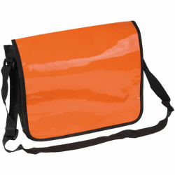 Tracolla con patella pvc lucido